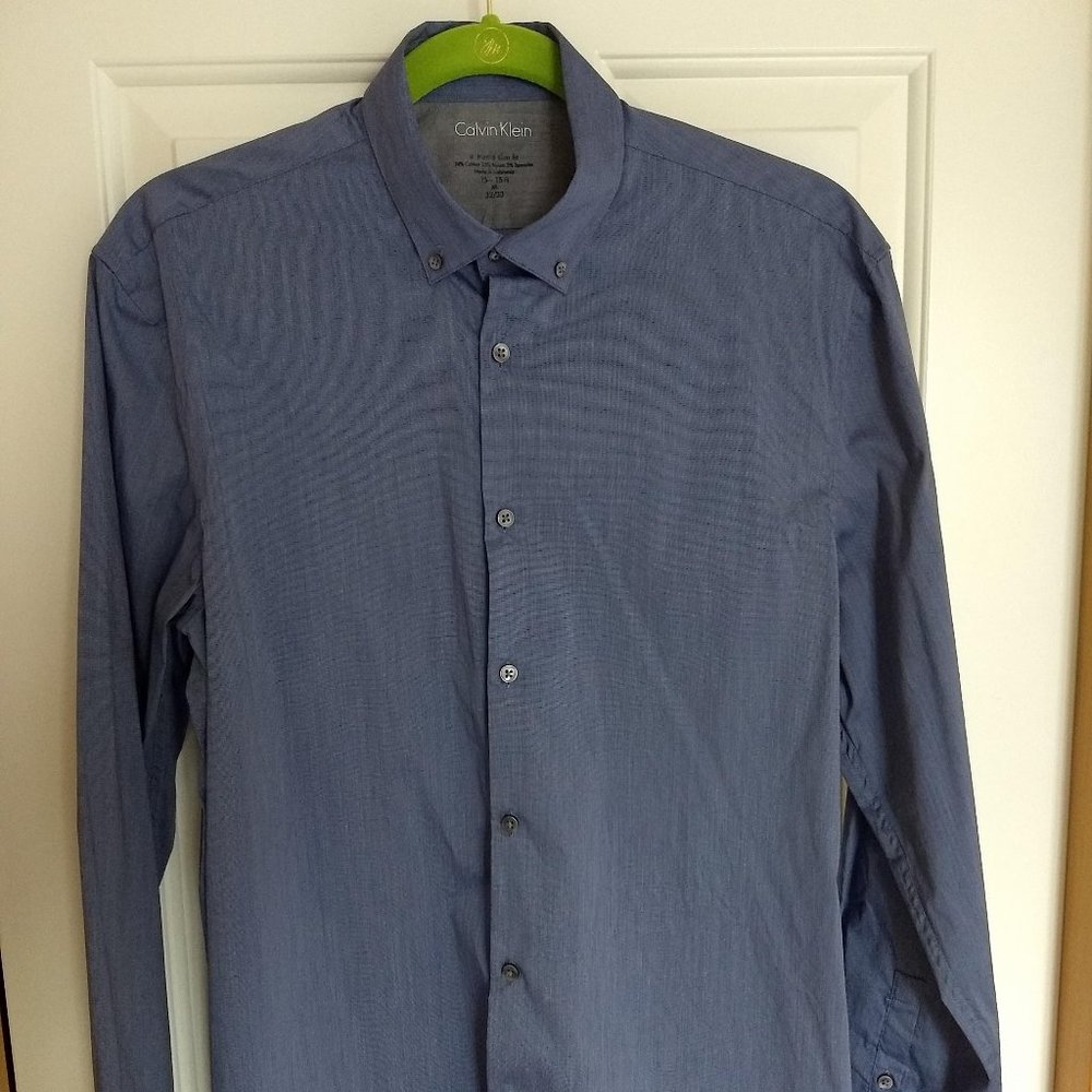 NWOT Calvin Klein Blue Button Down Dress Shirt